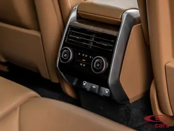 LAND ROVER Range Rover 3.0 P460e SE