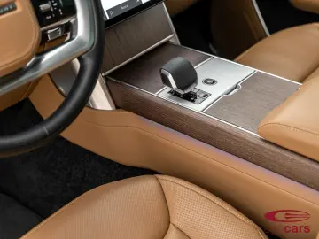 LAND ROVER Range Rover 3.0 P460e SE