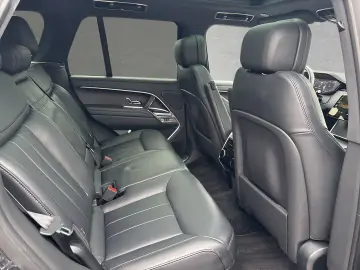 LAND ROVER Range Rover D350 HSE 22  AHK Pano Shadow-Ext-Pa.