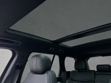 LAND ROVER Range Rover D350 HSE 22  AHK Pano Shadow-Ext-Pa.