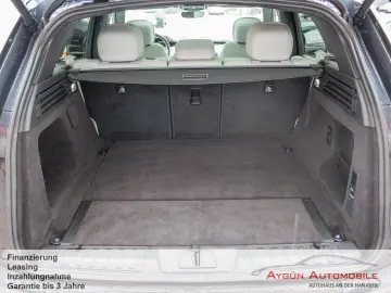 LAND ROVER Range Rover Sport D250 SE Panorama Winter-Paket