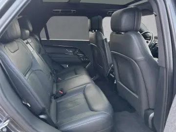 LAND ROVER Range Rover Sport D300 Dyn. SE AHK Black WinterP