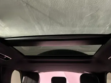 LAND ROVER Range Rover Sport P460e Hybrid Dynamic SE