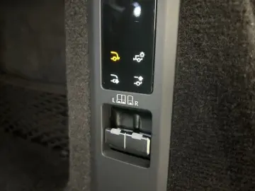 LAND ROVER Range Rover Sport P460e Hybrid Dynamic SE