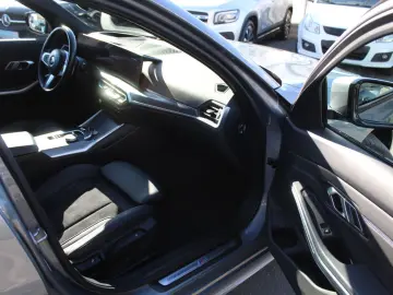 BMW 320d Tour. xDrive M Sportpaket HUD DAB ACC 19Zo.