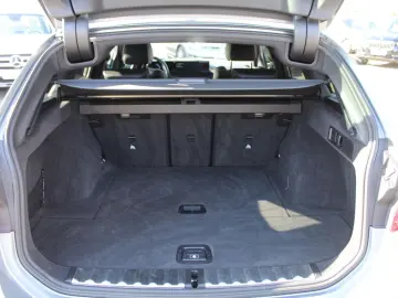 BMW 320d Tour. xDrive M Sportpaket HUD DAB ACC 19Zo.