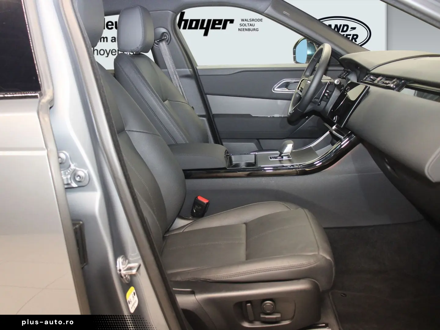 LAND ROVER Range Rover Velar 2.0 D200 DYNAMIC SE AWD AHK Bl