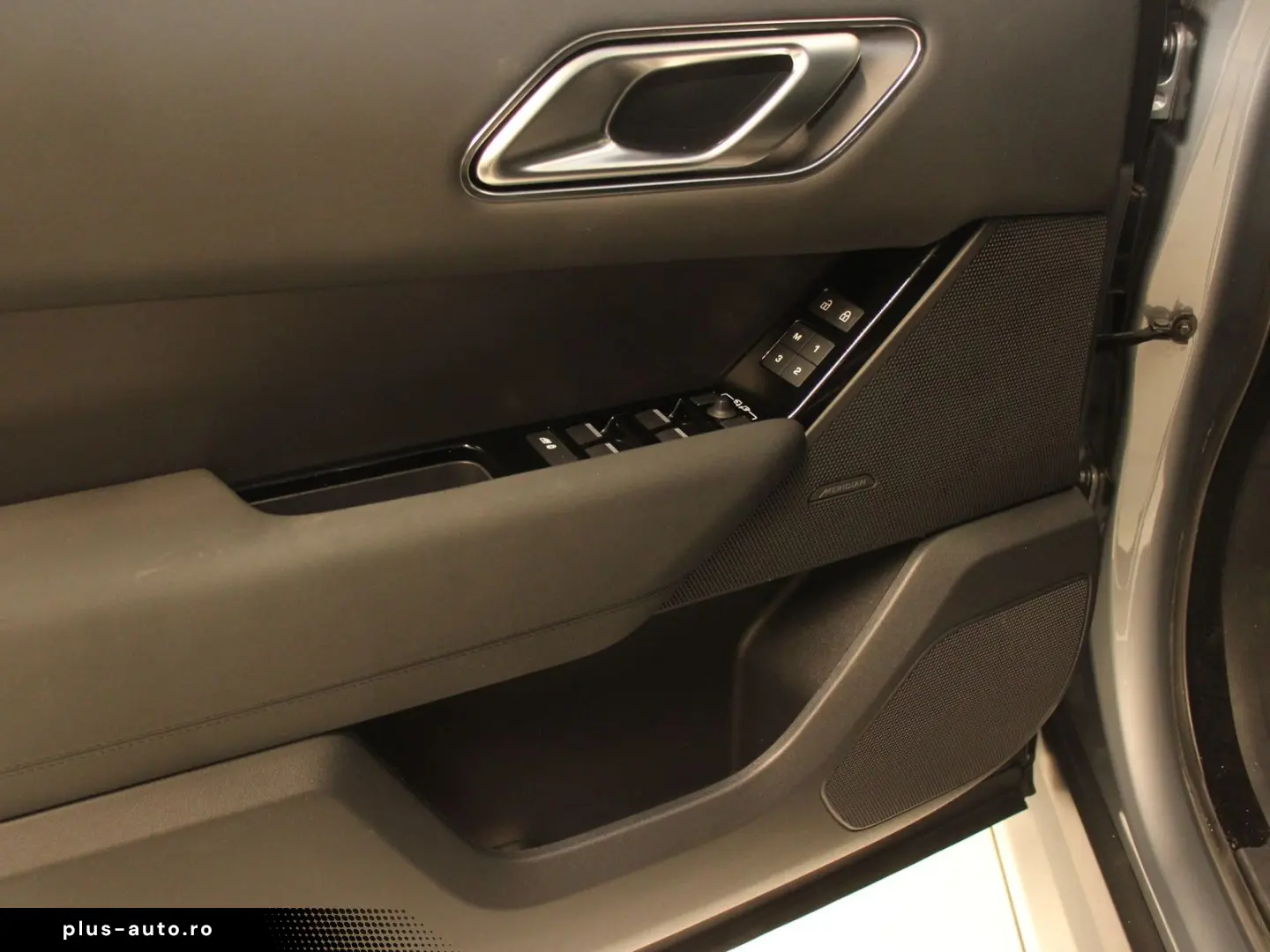 LAND ROVER Range Rover Velar 2.0 D200 DYNAMIC SE AWD AHK Bl