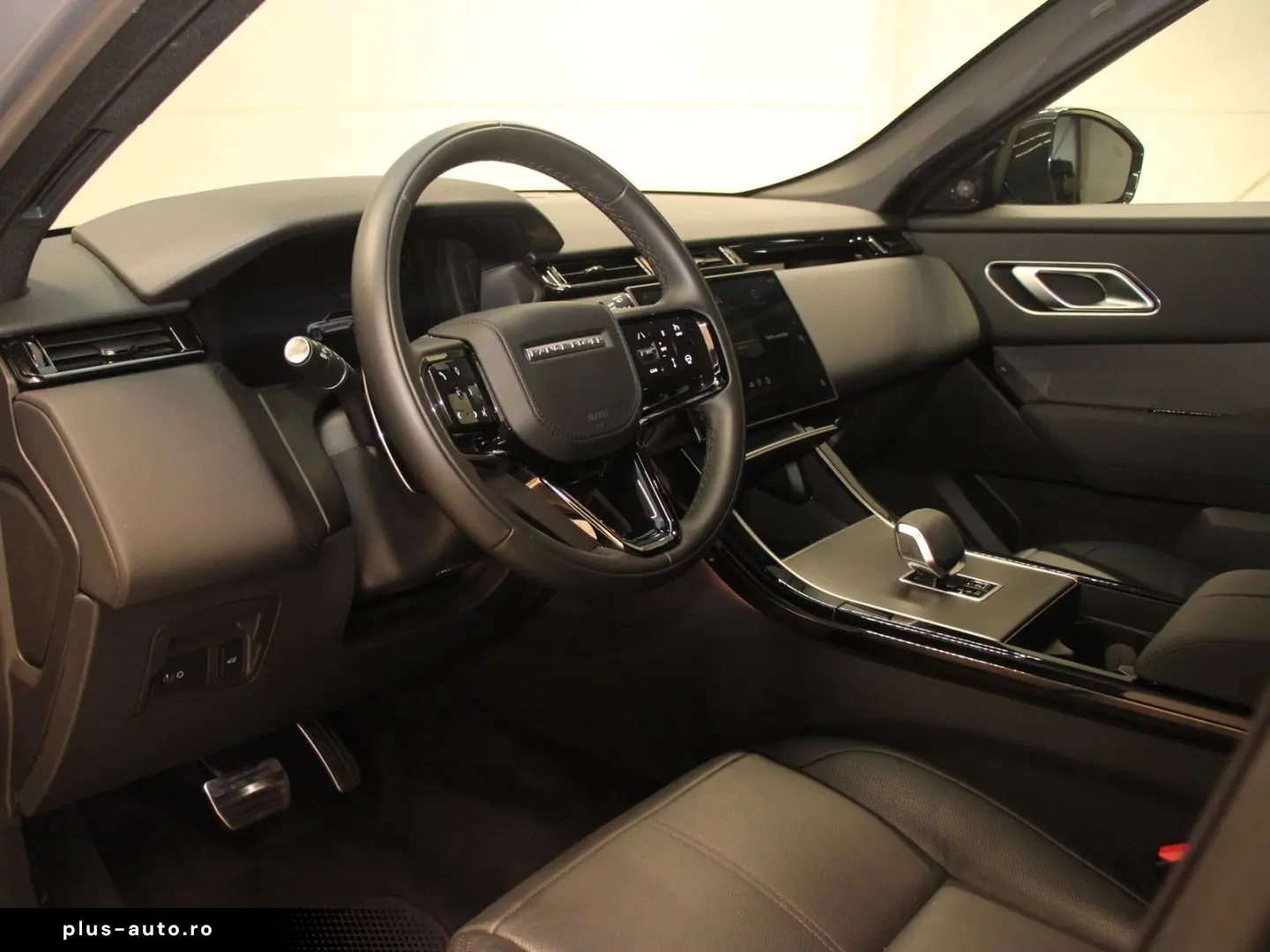 LAND ROVER Range Rover Velar 2.0 D200 DYNAMIC SE AWD AHK Bl