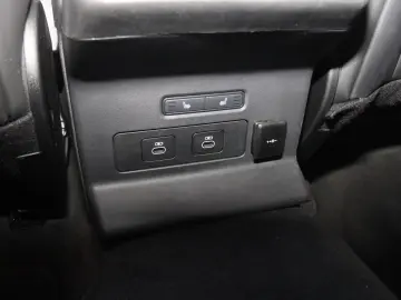 LAND ROVER Range Rover Velar 2.0 D200 DYNAMIC SE AWD AHK Bl