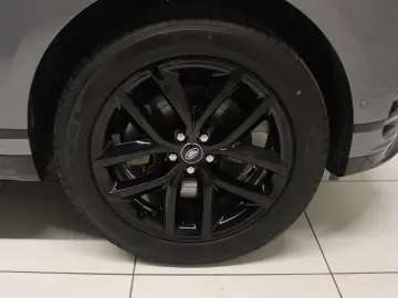 LAND ROVER Range Rover Velar 2.0 D200 DYNAMIC SE AWD AHK Bl