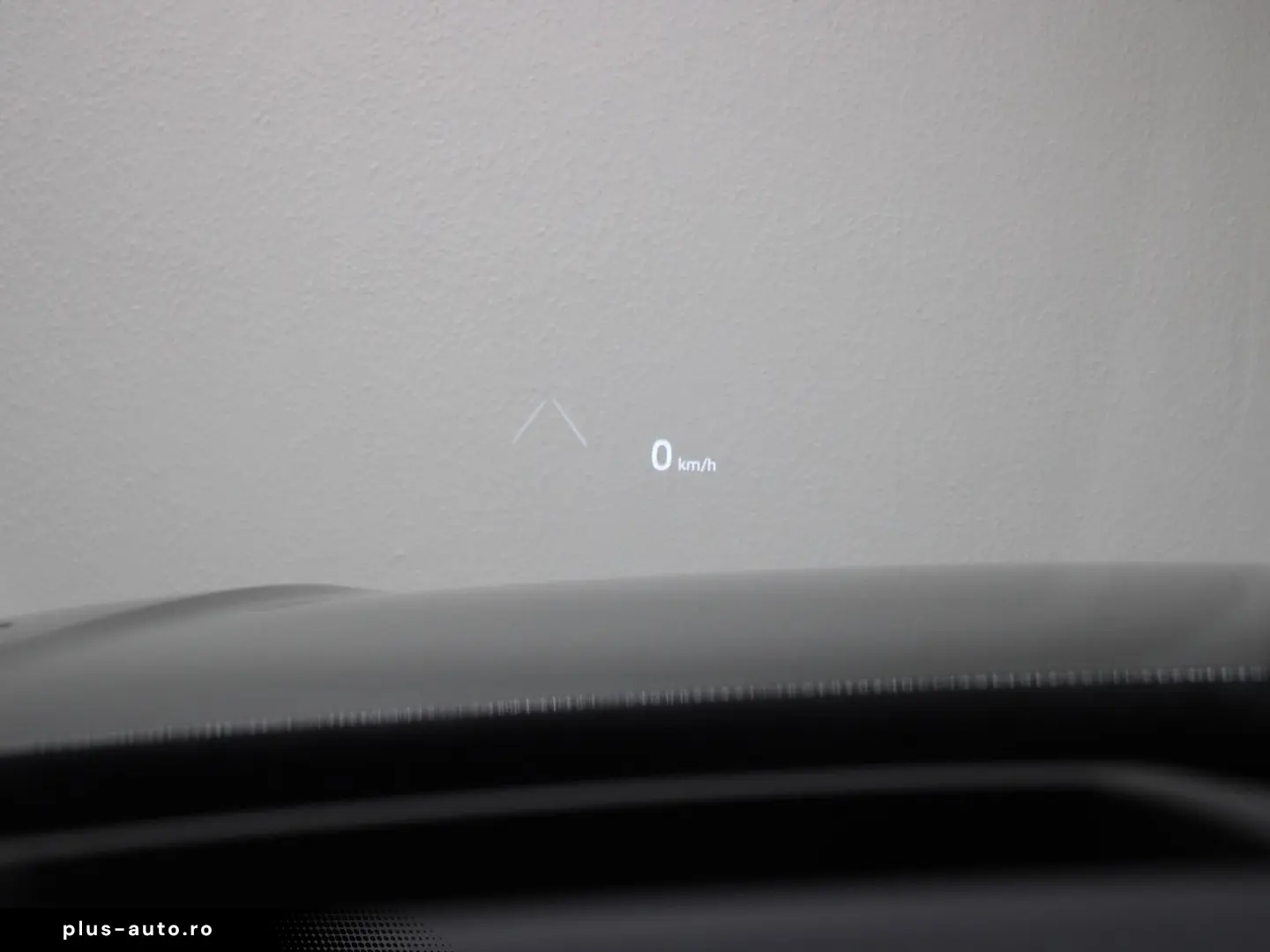 LAND ROVER Range Rover Velar 2.0 D200 DYNAMIC SE AWD AHK Bl