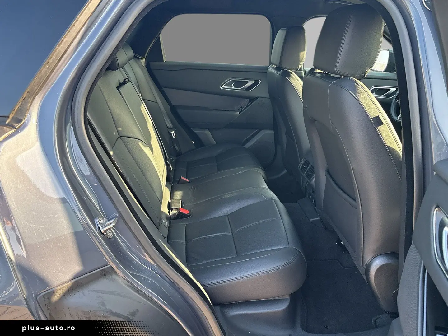 LAND ROVER Range Rover Velar D300 Dyn.SE 20 AHK Pano Winter