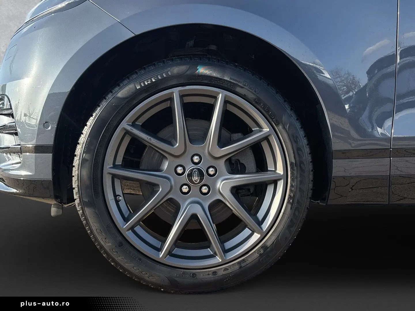 LAND ROVER Range Rover Velar D300 Dyn.SE 20 AHK Pano Winter