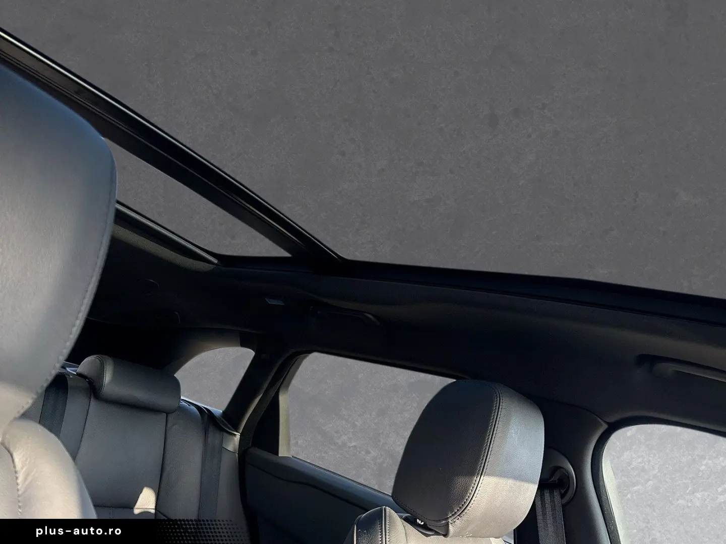 LAND ROVER Range Rover Velar D300 Dyn.SE 20 AHK Pano Winter