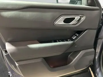 LAND ROVER Range Rover Velar D300 Dynamic SE