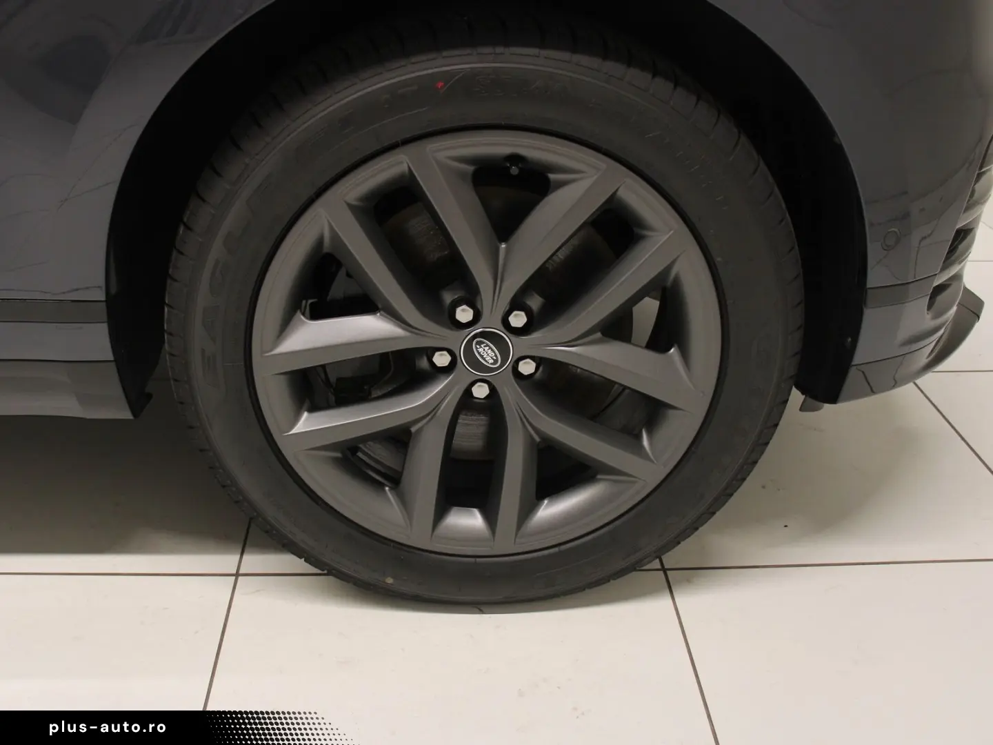 LAND ROVER Range Rover Velar D300 Dynamic SE AHK Pano