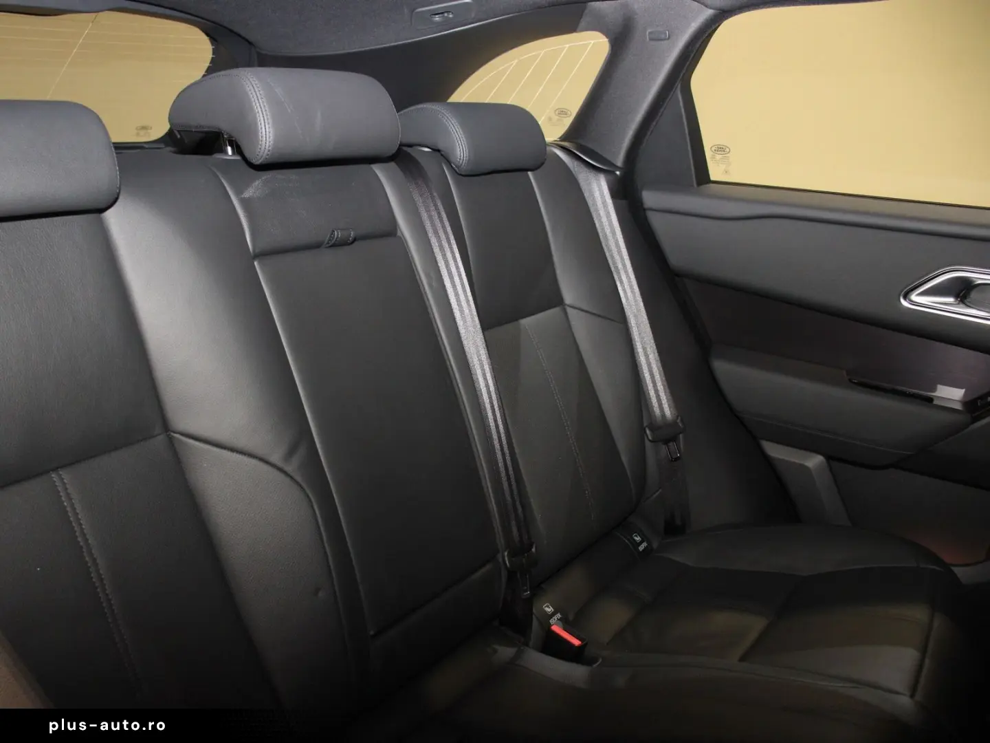 LAND ROVER Range Rover Velar D300 Dynamic SE Black Pack