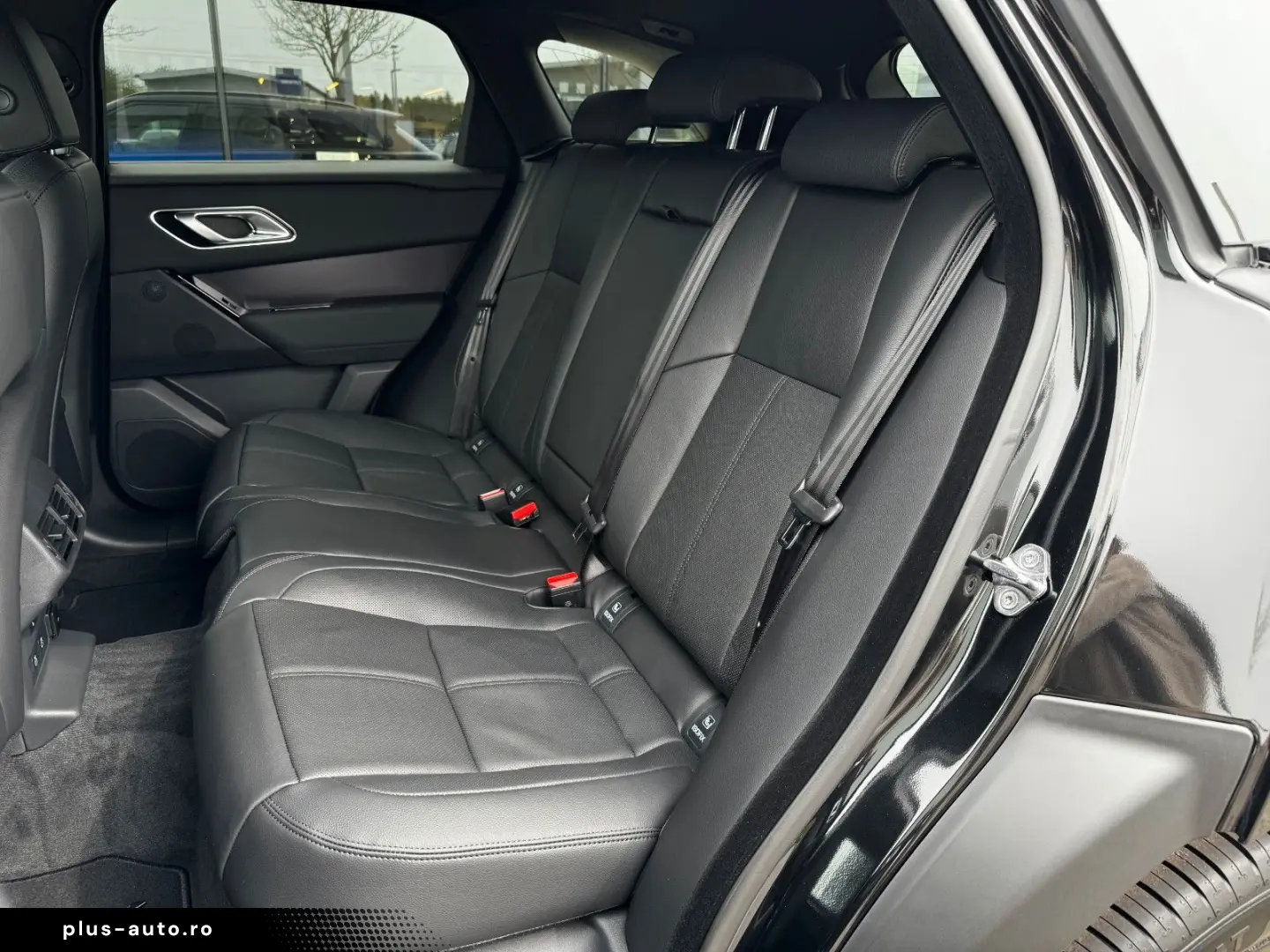 LAND ROVER Range Rover Velar D200 DYNAMIC SE AWD - Winter -