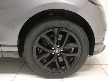 LAND ROVER Range Rover Velar D300 Dynamic SE Pano AHK DAB W