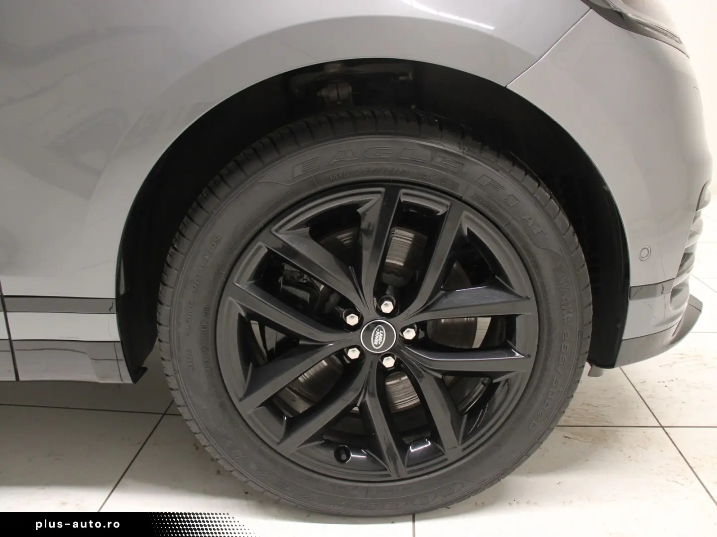 LAND ROVER Range Rover Velar D300 Dynamic SE Pano AHK DAB W