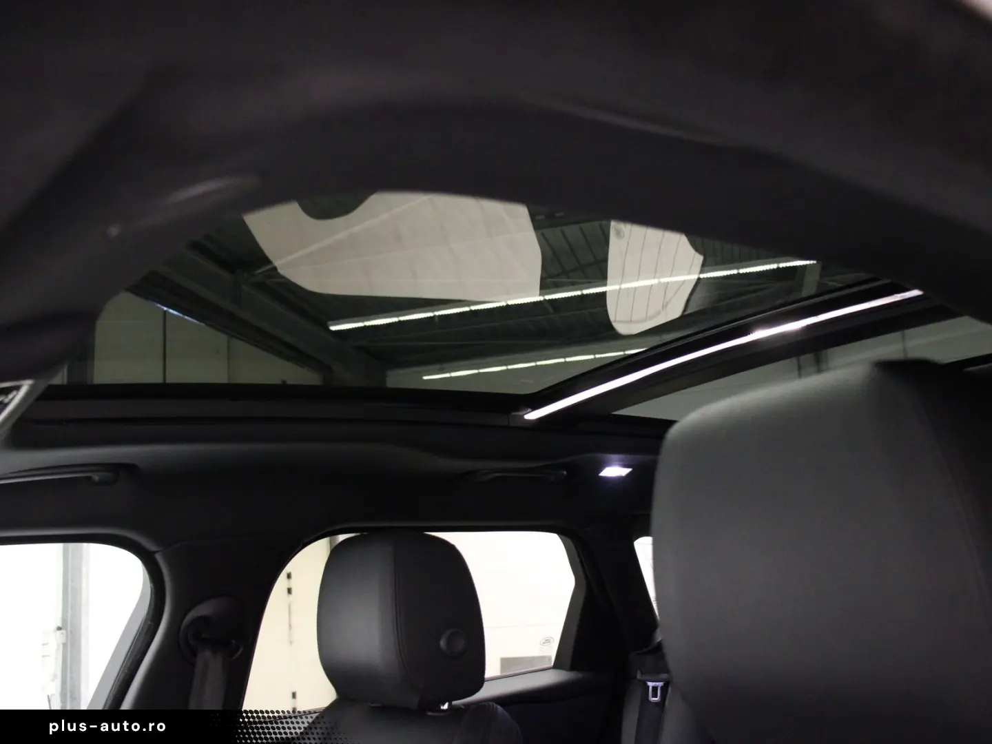 LAND ROVER Range Rover Velar D300 Dynamic SE Pano AHK DAB W