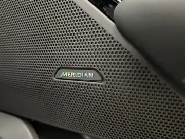 LAND ROVER Range Rover Velar D300 Dynamic SE