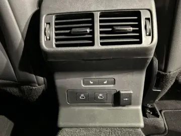 LAND ROVER Range Rover Velar D300 Dynamic SE