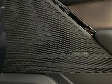 LAND ROVER Range Rover Velar P400e S