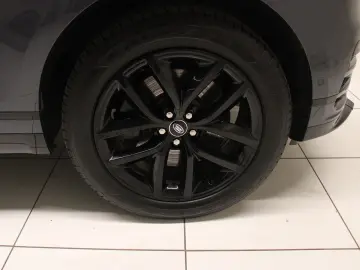LAND ROVER Range Rover Velar D300 Dynamic SE AHK Pano