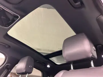 LAND ROVER Range Rover Velar D300 Dynamic SE