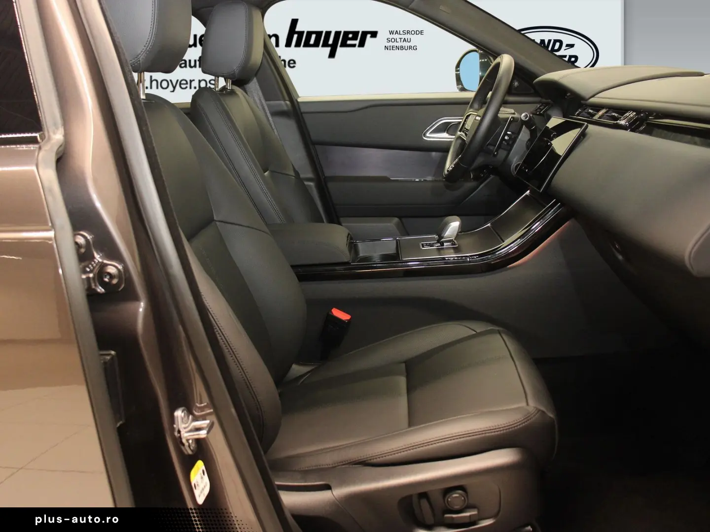 LAND ROVER Range Rover Velar D300 Dynamic SE AHK Pano