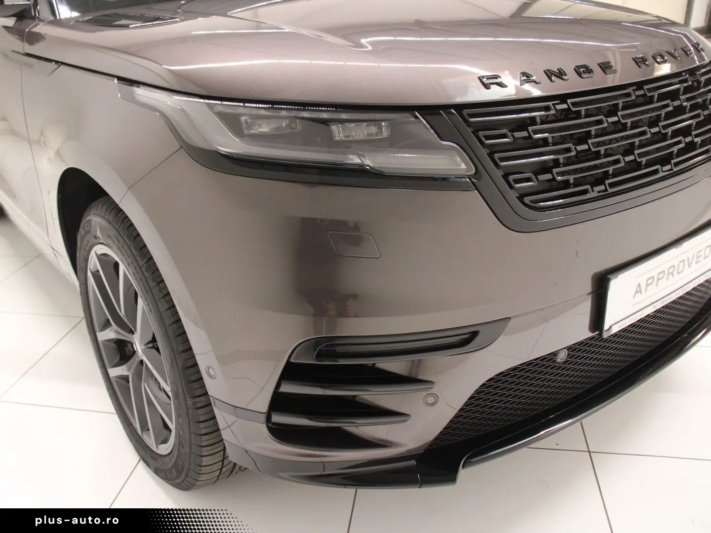 LAND ROVER Range Rover Velar D300 Dynamic SE AHK Pano