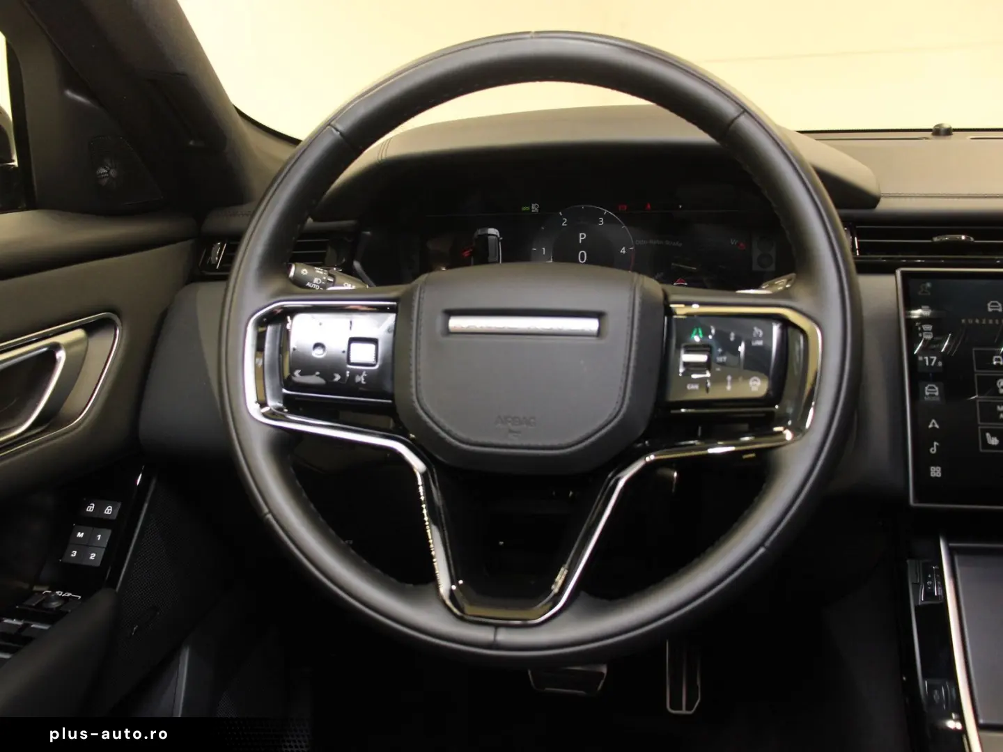 LAND ROVER Range Rover Velar D300 Dynamic SE AHK Pano