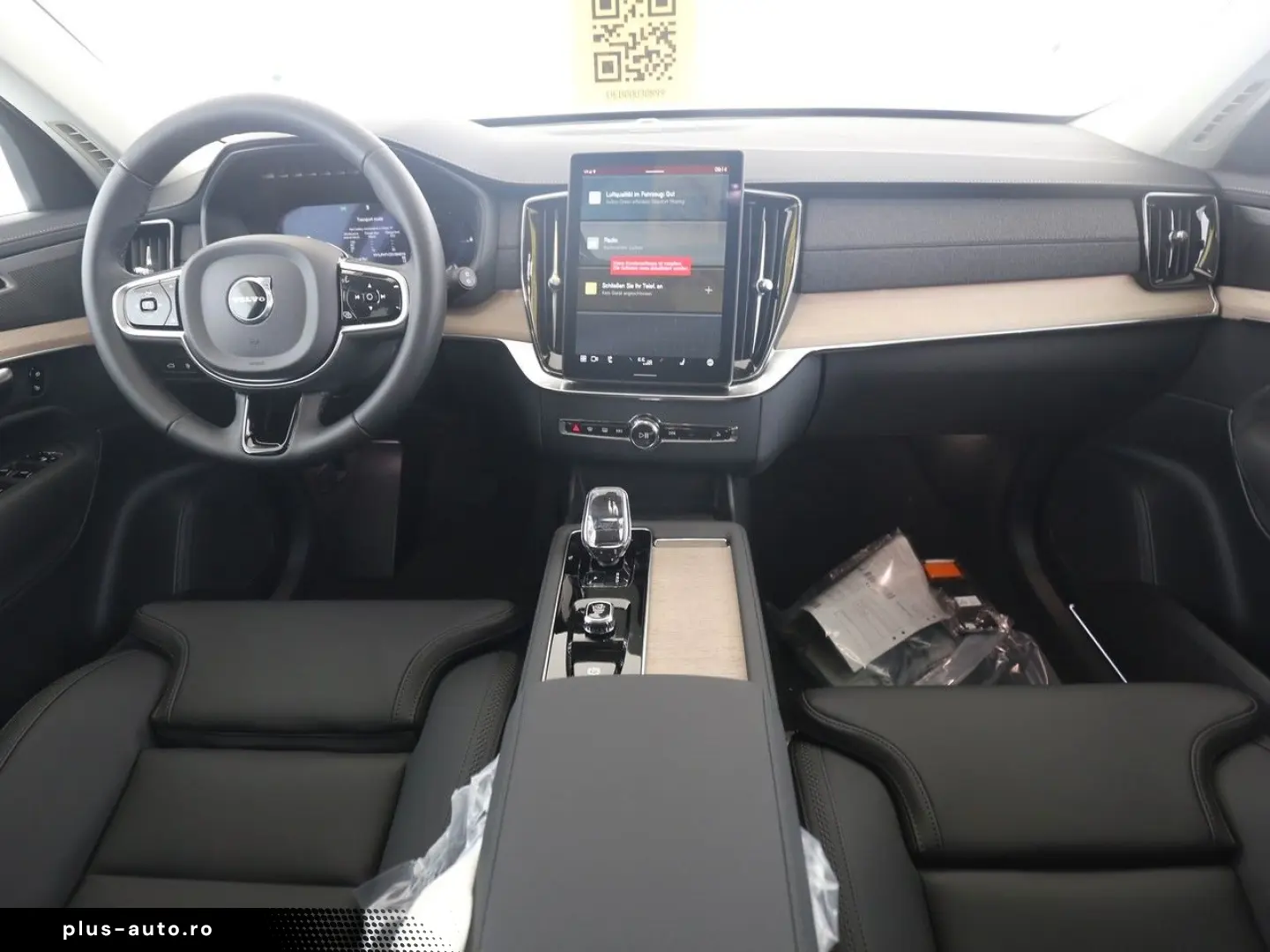 VOLVO XC90 T8 Plus Dark Plug-In Hybrid LuftFw  SD 360