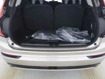 VOLVO XC90 T8 Plus Dark Plug-In Hybrid LuftFw  SD 360