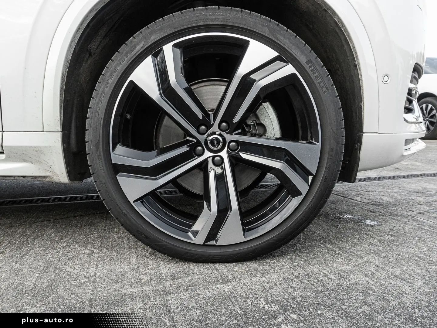 VOLVO XC90 Plus Bright AWD 7-Sitzer AD StandHZG AHK Di