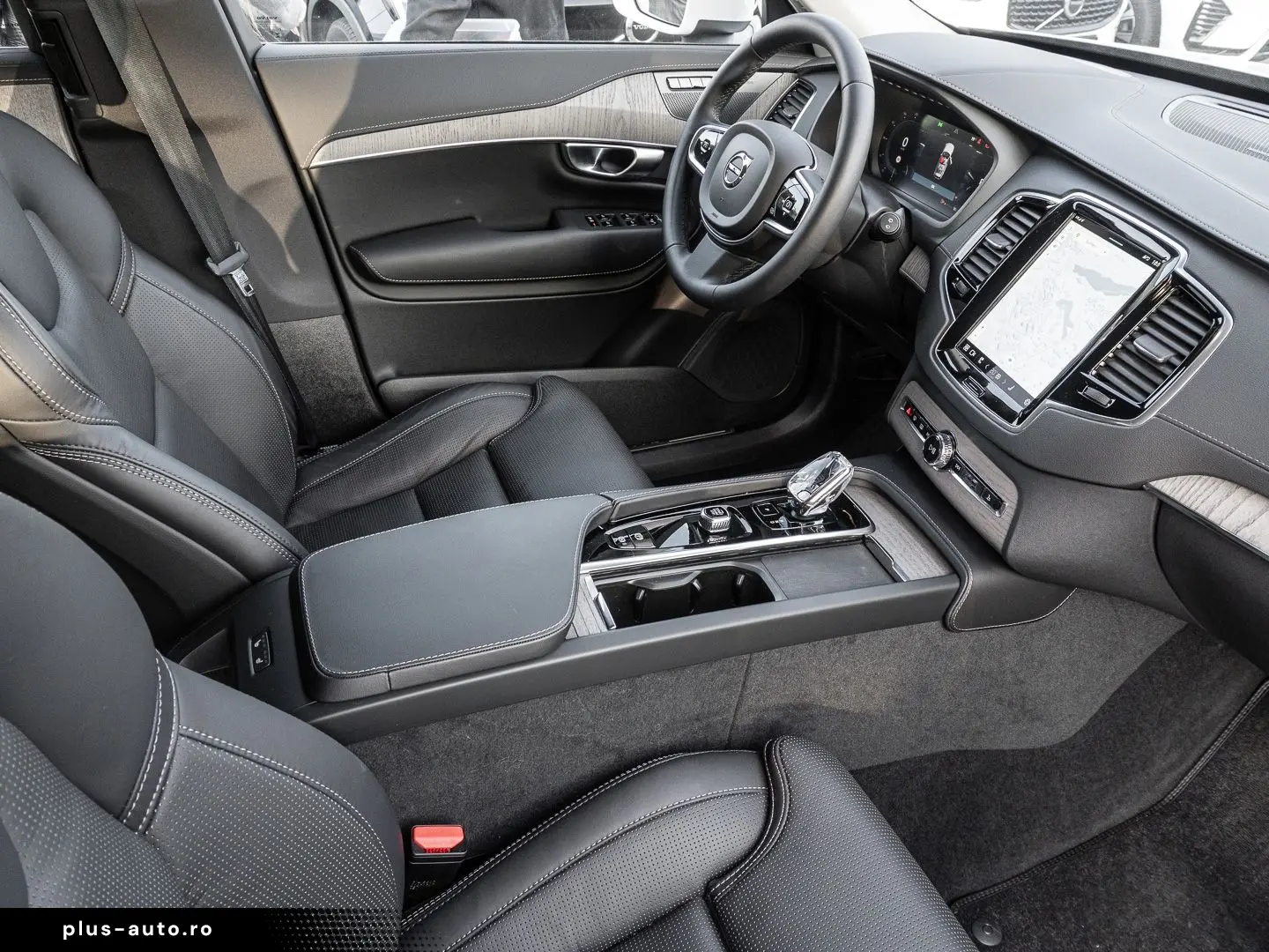 VOLVO XC90 Plus Bright AWD 7-Sitzer AD StandHZG AHK Di