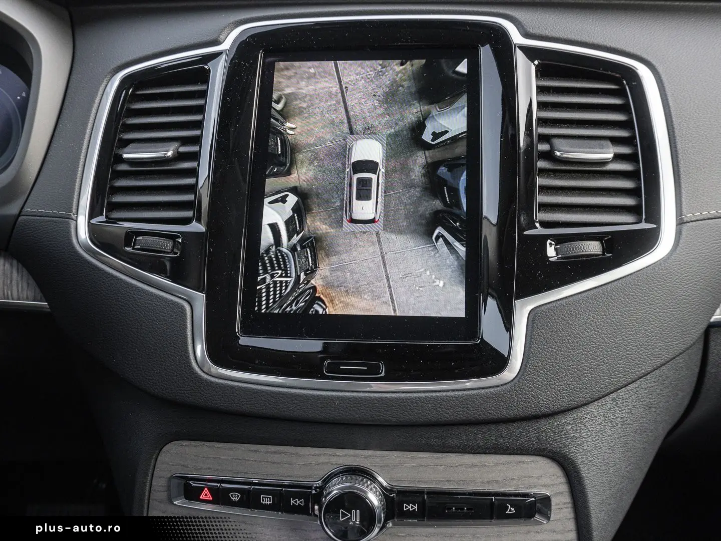 VOLVO XC90 Plus Bright AWD 7-Sitzer AD StandHZG AHK Di