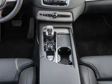 VOLVO XC90 Plus Bright AWD 7-Sitzer AD StandHZG AHK Di