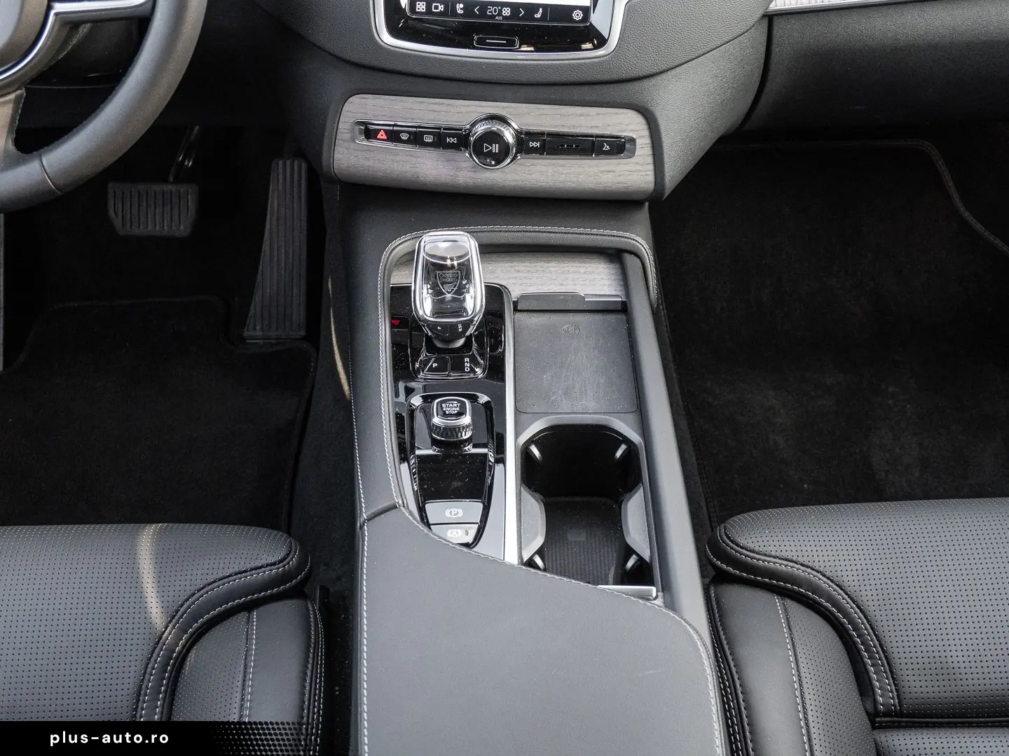 VOLVO XC90 Plus Bright AWD 7-Sitzer AD StandHZG AHK Di