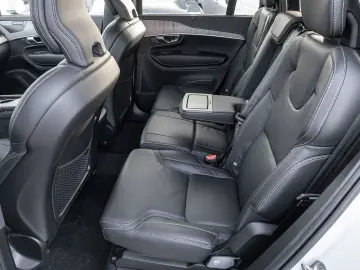 VOLVO XC90 Plus Bright AWD 7-Sitzer AD StandHZG AHK Di