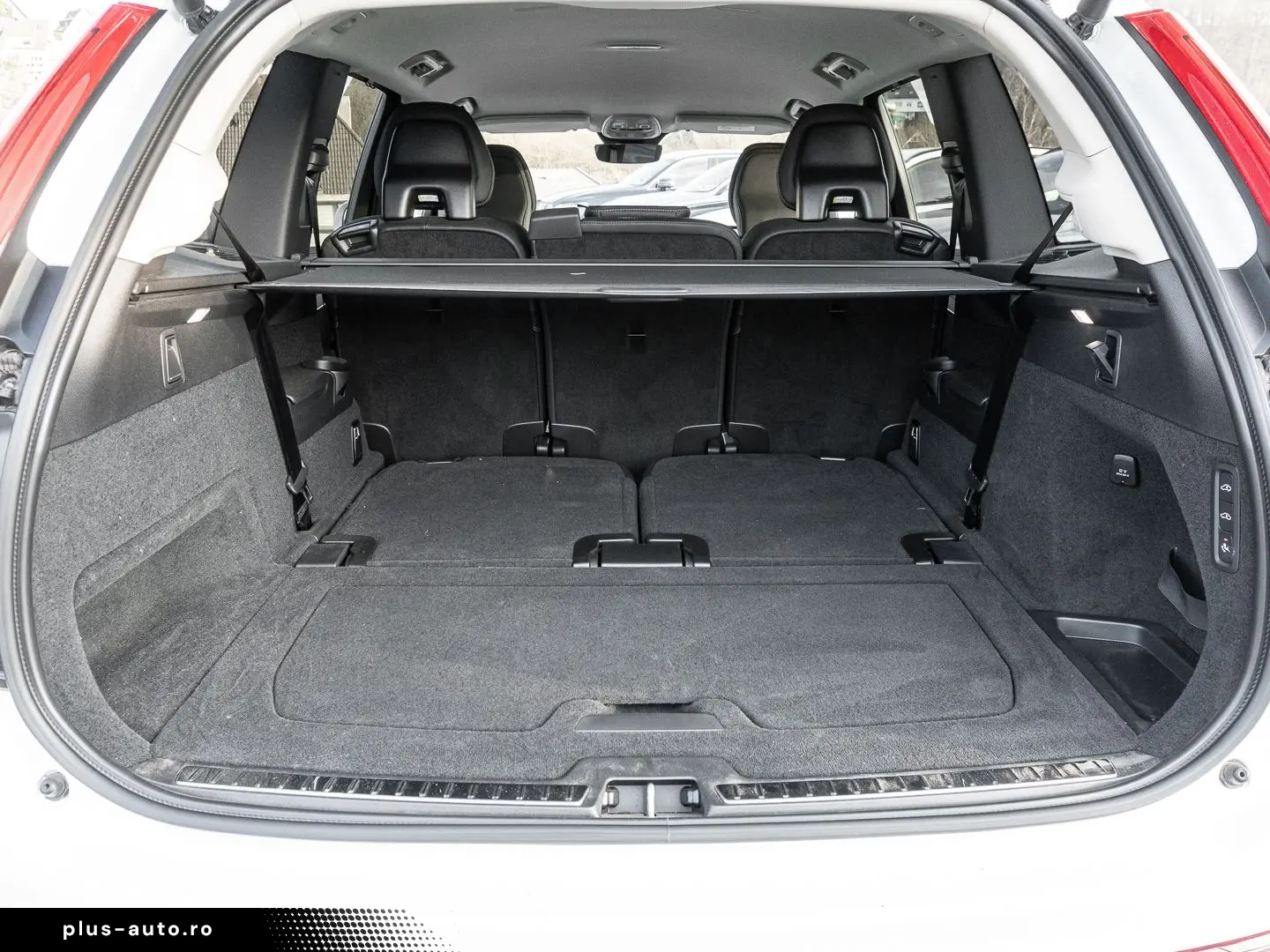 VOLVO XC90 Plus Bright AWD 7-Sitzer AD StandHZG AHK Di