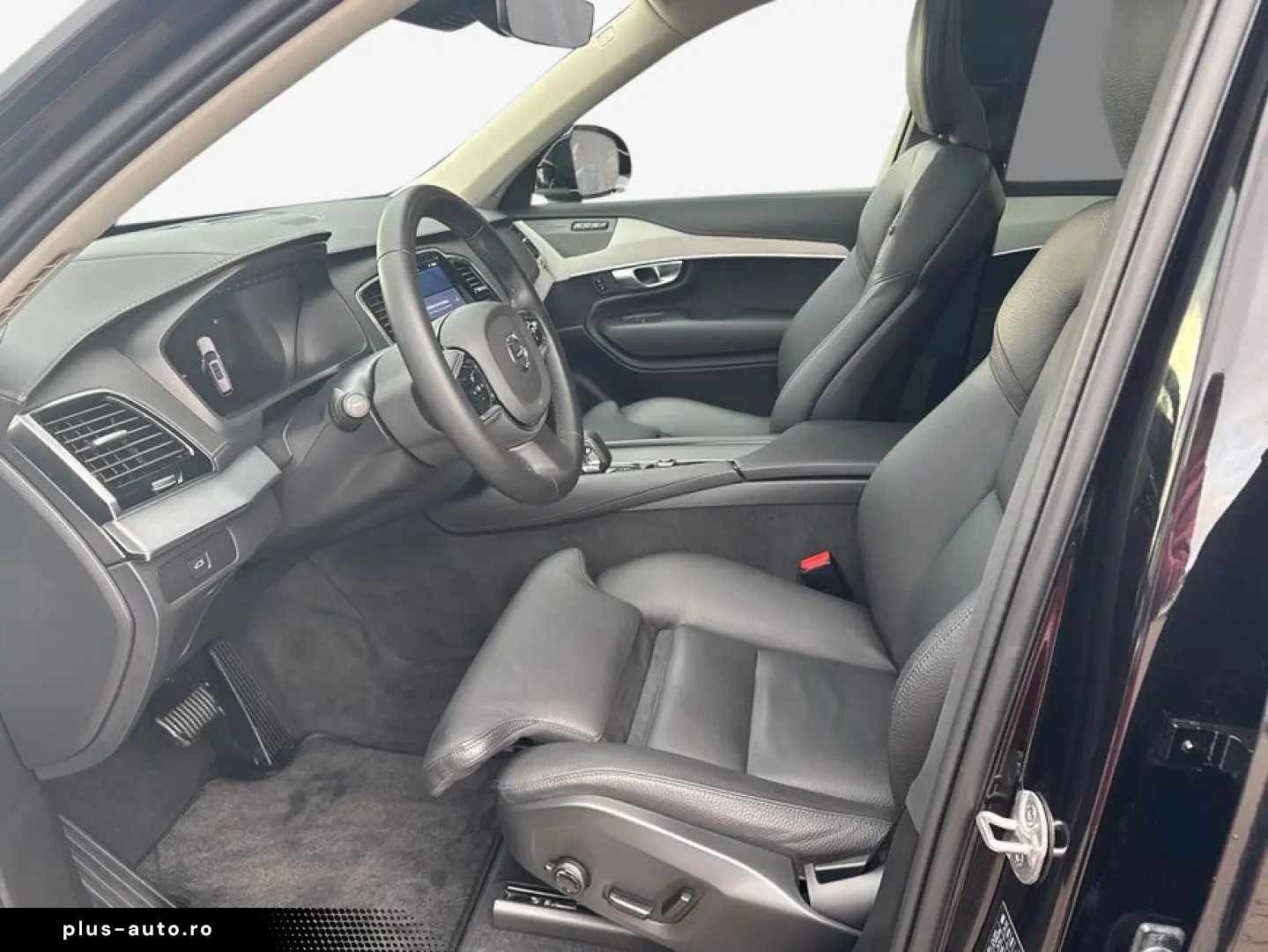 VOLVO XC90 B5 D AWD Plus Bright Pano Standheiz. AHK Fr