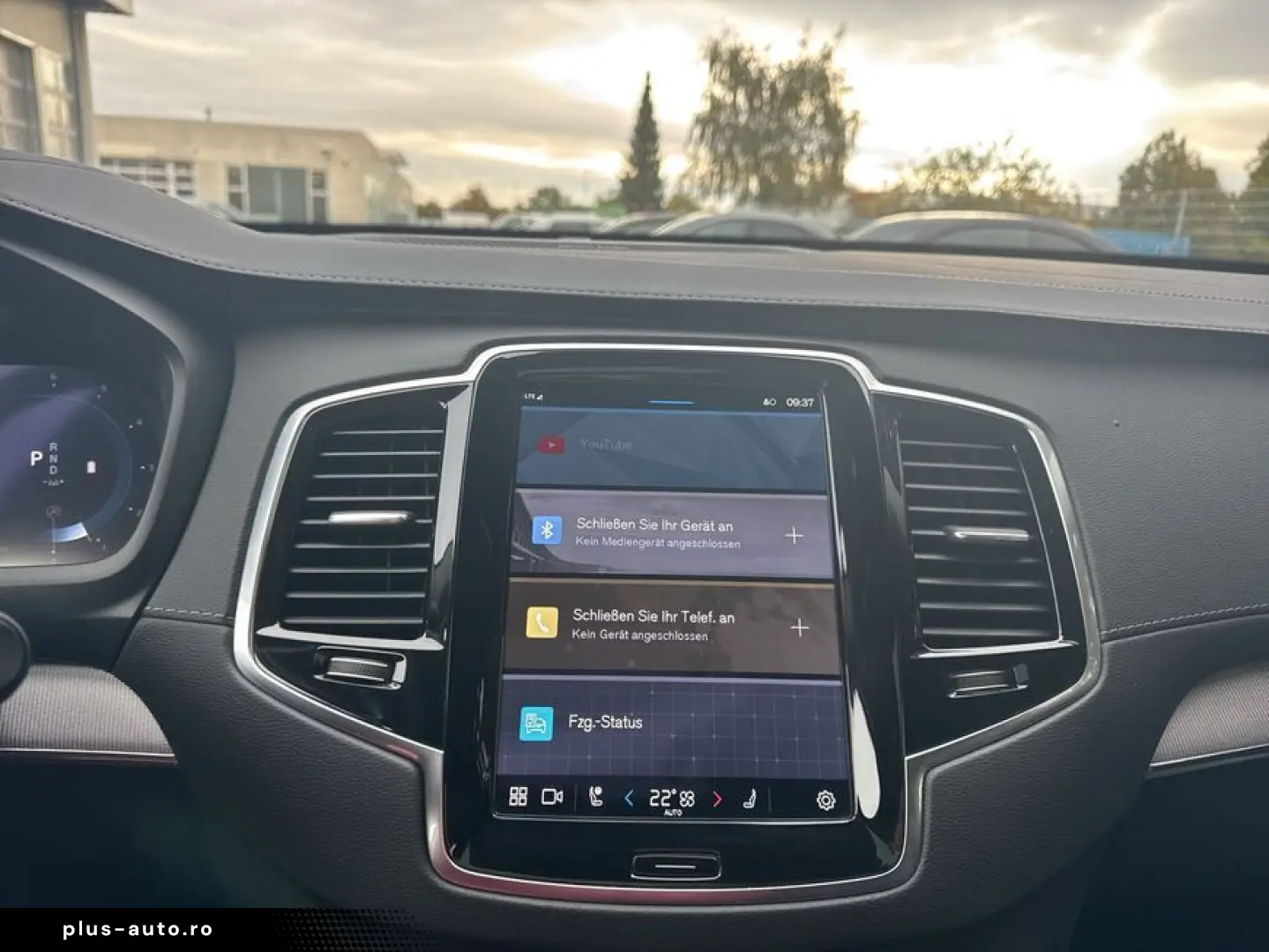 VOLVO XC90 B5 D AWD Plus Bright Pano Standheiz. AHK Fr