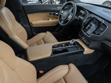 VOLVO XC90 B5 AWD Plus Bright AHK LED 360Grad