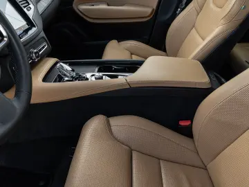 VOLVO XC90 B5 AWD Plus Bright AHK LED 360Grad