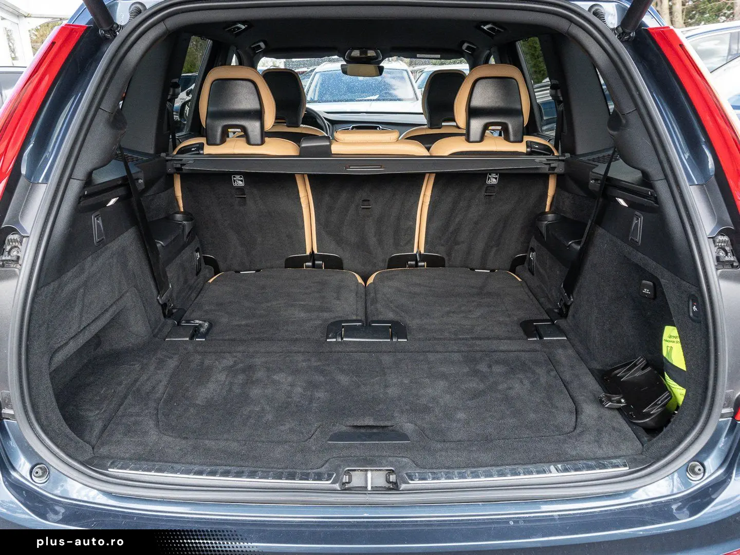 VOLVO XC90 B5 AWD Plus Bright AHK LED 360Grad