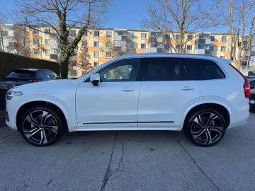VOLVO XC90 Ultimate Bright AWD~7Sitz~Pano~Lede~ACC~Kam