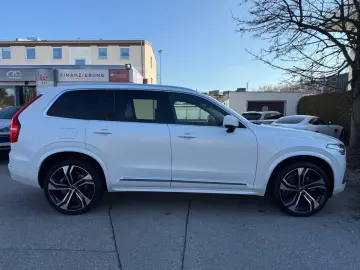 VOLVO XC90 Ultimate Bright AWD~7Sitz~Pano~Lede~ACC~Kam